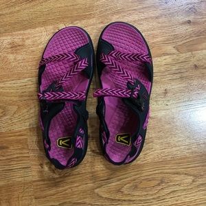 Keen sandal